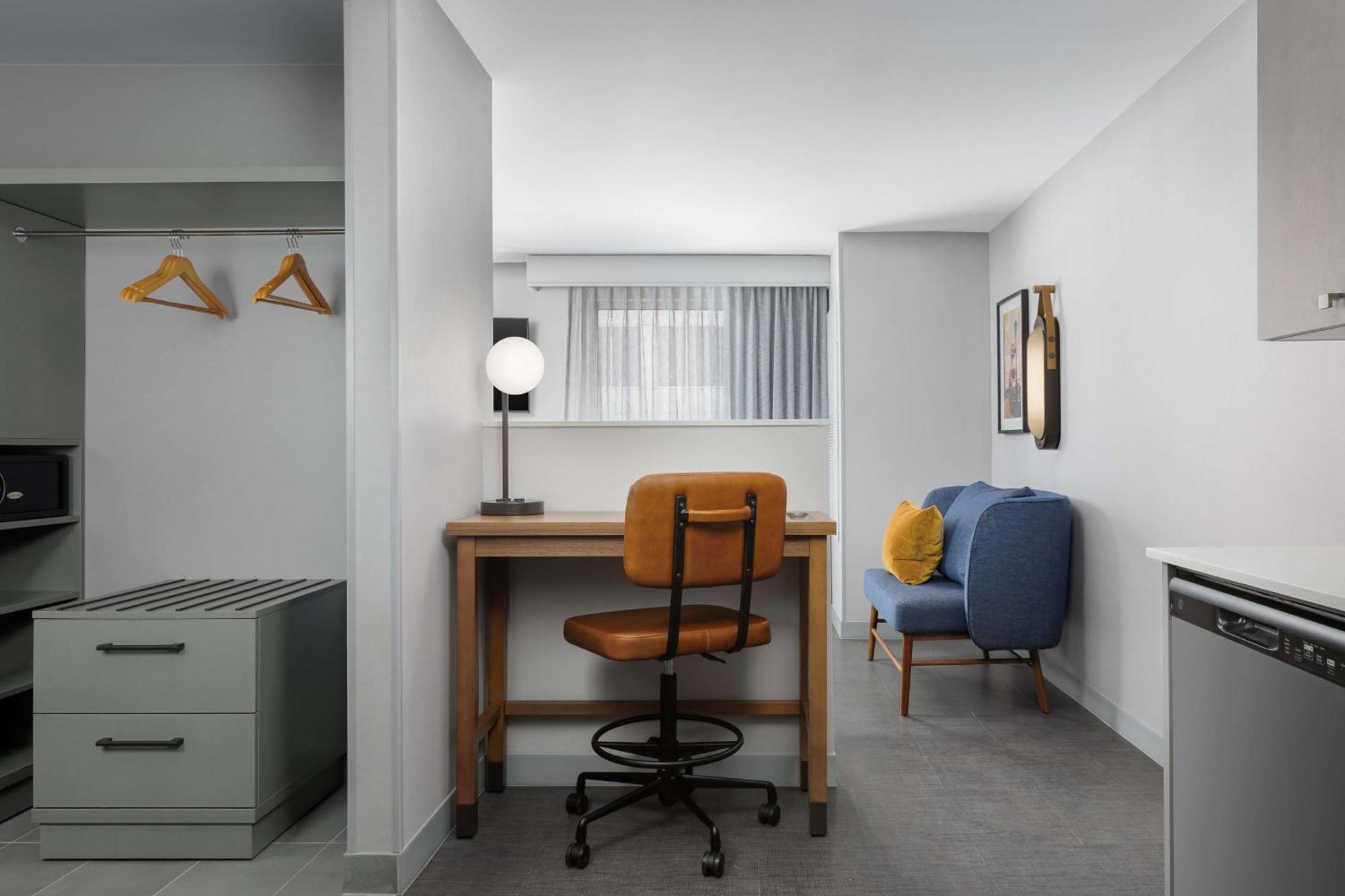 Homewood Suites By Hilton Newport Cincinnati Eksteriør billede