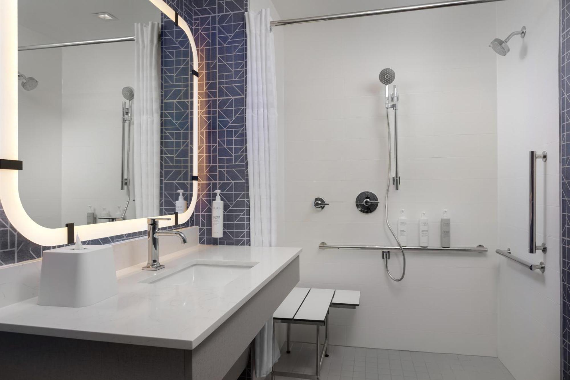 Homewood Suites By Hilton Newport Cincinnati Eksteriør billede